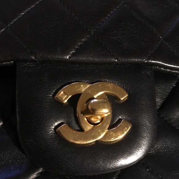 Vintage Chanel Classic Flap Bag - Picture 9 of 10